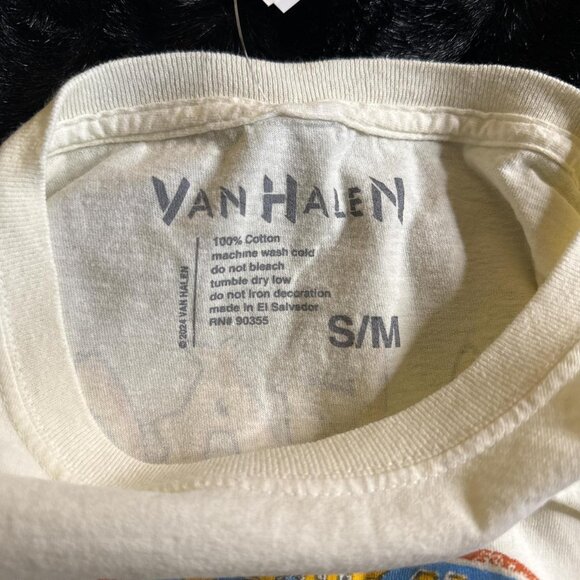 Van Halen 1984 Tour of the World band t-shirt - Picture 3 of 3